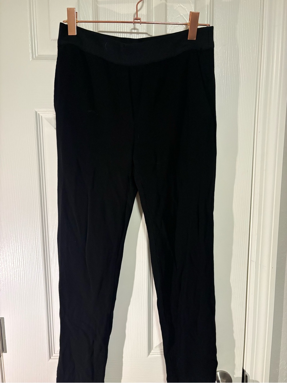 Club Monaco Black Ribbed Knit Pull-On Ankle Length Slacks